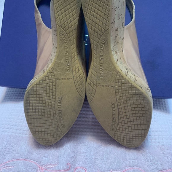 Stuart Weitzman Jean Patent Wedge Sandals - Picture 12 of 13